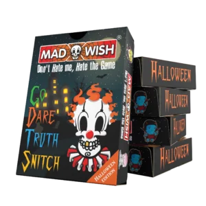Mad Wish Halloween kaartspel verpakking met Halloween-thema, clownillustratie en speelkaarten zichtbaar op de voor- en achterkant van de doos.